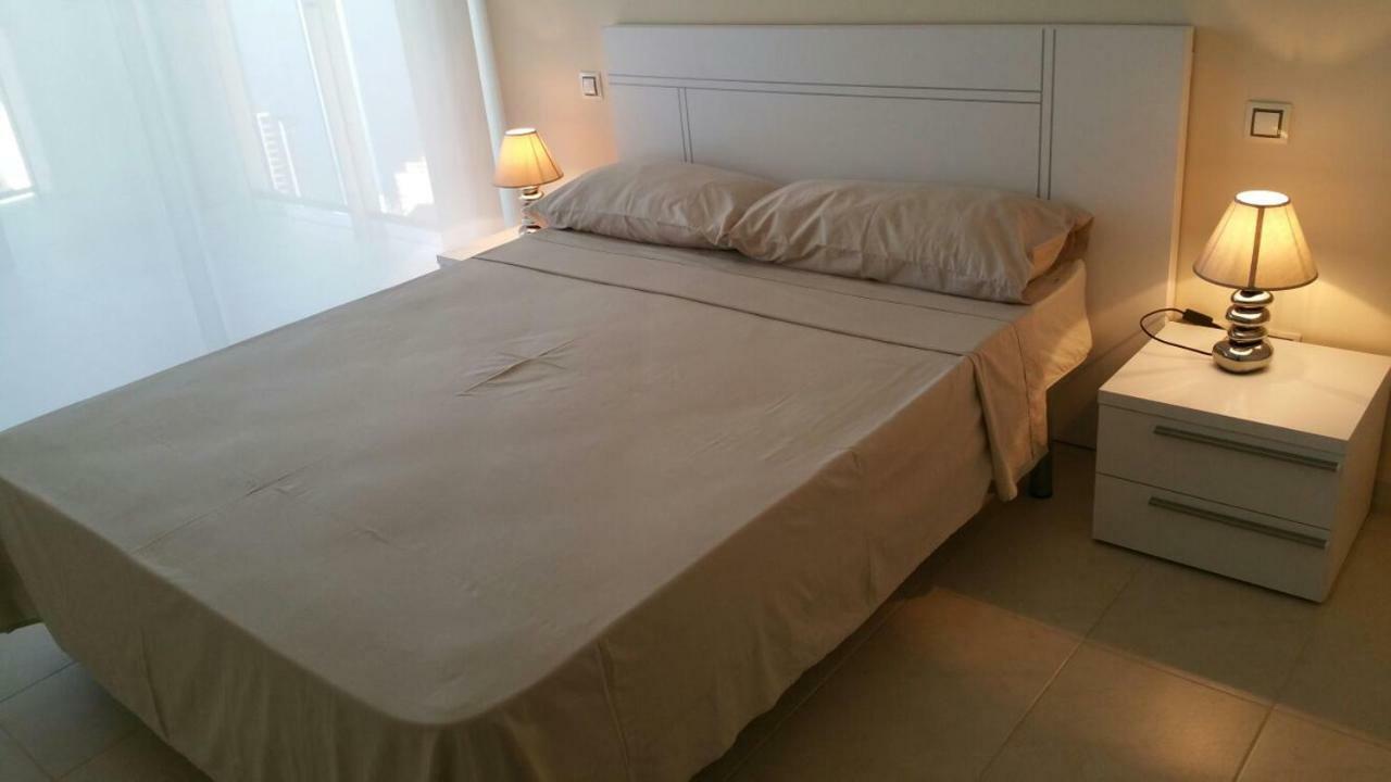 Apartameno Con Panoramicas Vistas เบนิดอร์ม ภายนอก รูปภาพ